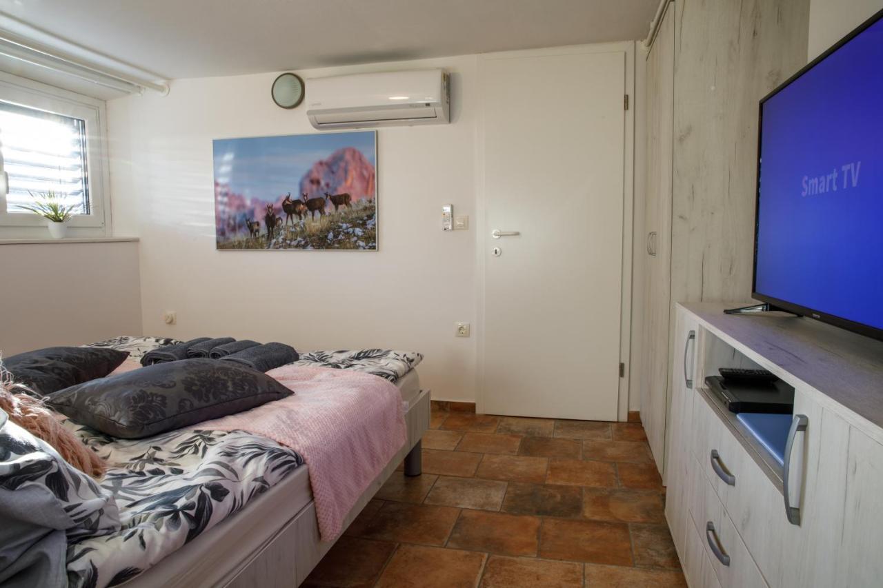Apartment Mavrica Bled Bagian luar foto